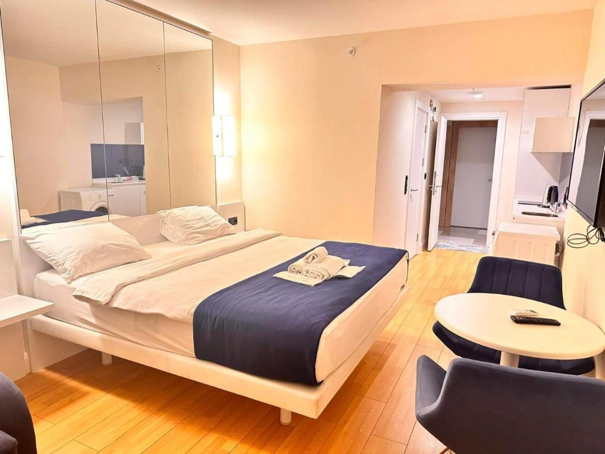 Orbi City Hotel On The Sea Батуми Экстерьер фото