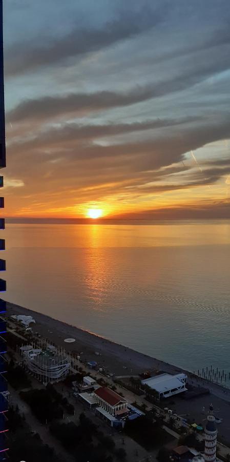 Orbi City Hotel On The Sea Батуми Номер фото