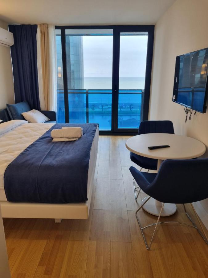 Orbi City Hotel On The Sea Батуми Экстерьер фото